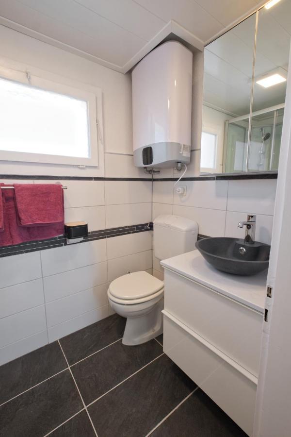 Lake Getaway Apartment With Private Entrance, Right On The Lake Constance Cycle Path, Barbecue Area, Free Wifi, Netflix And Free Bikes Salmsach Extérieur photo